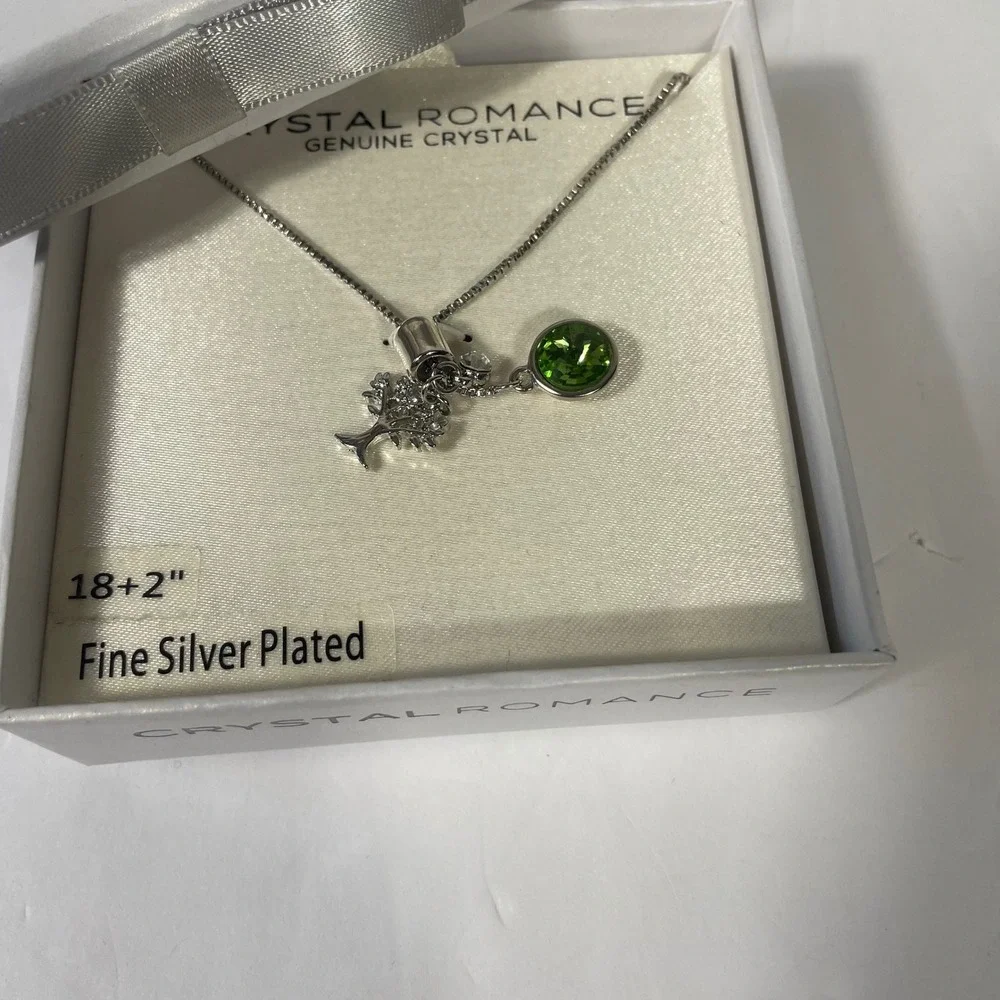 Crystal Romance Necklace Fine‎ Silver Plated Tree Green Crystal Pendant
